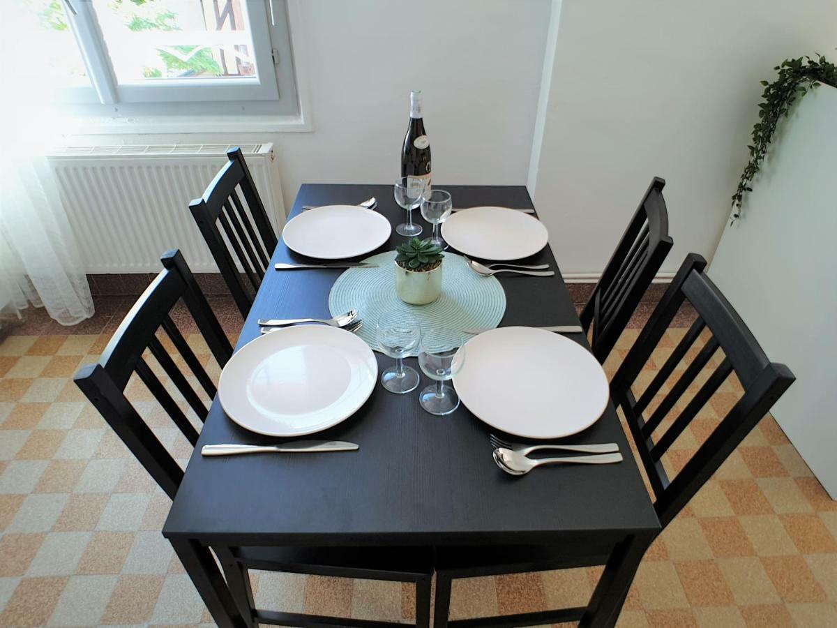 Au 36, Les Apparts Hotel Joigny Zewnętrze zdjęcie