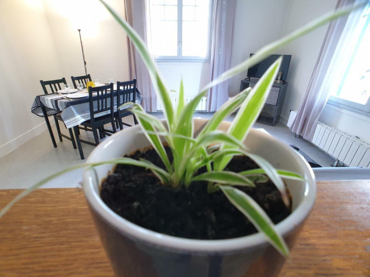 Au 36, Les Apparts Hotel Joigny Zewnętrze zdjęcie